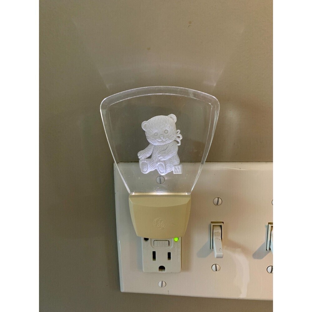 VTG 90s 80s Teddy Bear GE Electric Light Up Night Lite Kids Toy Glass Plug IN